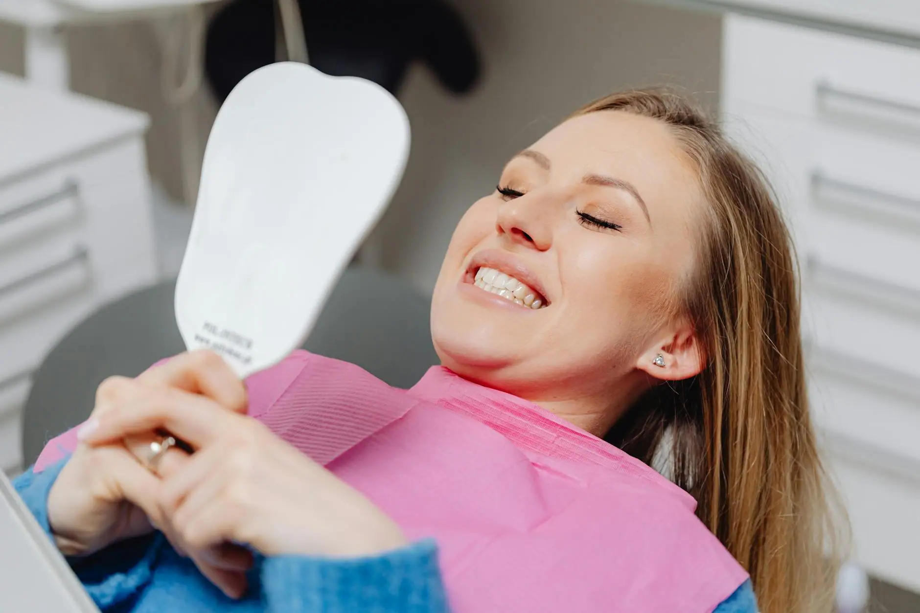 Carillas de Resina · Smile Dental Center Medellín